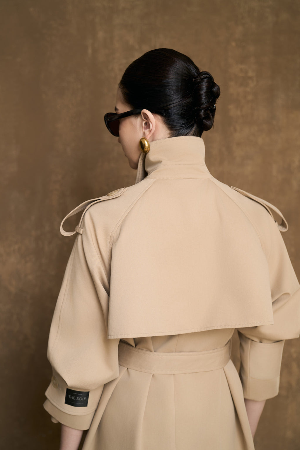 ALBA SIGNATURE TRENCH COAT - KAKI
